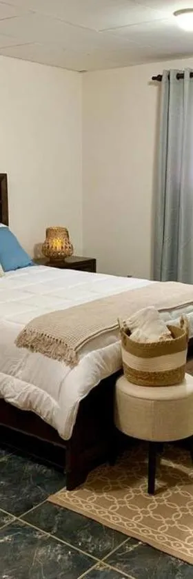 Country house with an incredible view to the city，位于迦太基的酒店