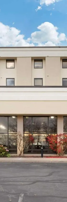 Comfort Inn & Suites，位于约翰斯敦的酒店