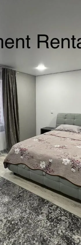 1-Edinet apartament Квартира Единец，位于埃迪内茨的酒店