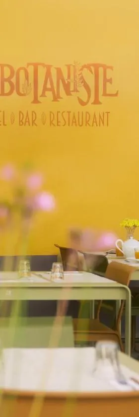 Hôtel Restaurant Le Botaniste，位于普拉德莫洛拉普雷斯特的酒店