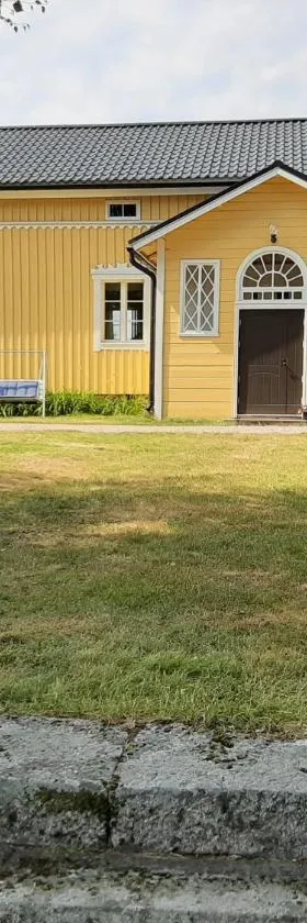 Maalaistalon päärakennuksessa asunto，位于萨洛的酒店