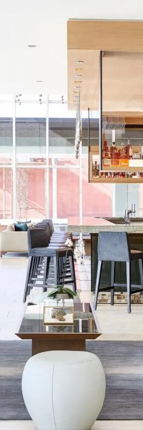 AC Hotel by Marriott Oklahoma City Bricktown，位于俄克拉何马城的酒店