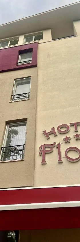 Floral Boutique Hotel，位于普列文的酒店
