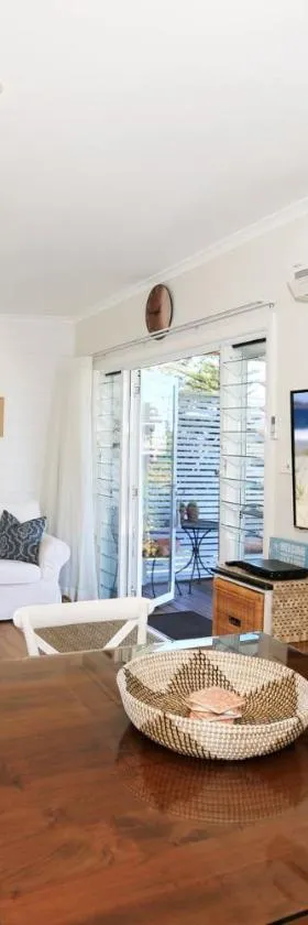Jervis Bay Beach Shack I Pet Friendly，位于文森提亚的酒店