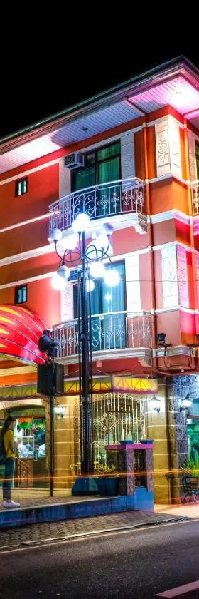 PATIO RIZAL HOTEL Inc，位于Lucban的酒店