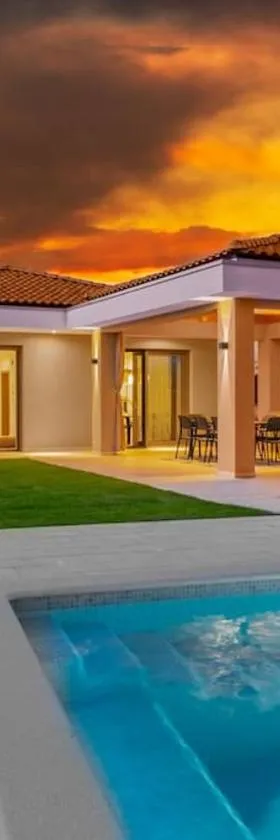Villa Rhea, Marčana，位于马尔卡纳的酒店