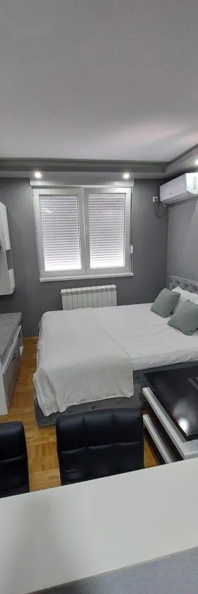 Apartman Hram Zvornik，位于兹沃尔尼克的酒店