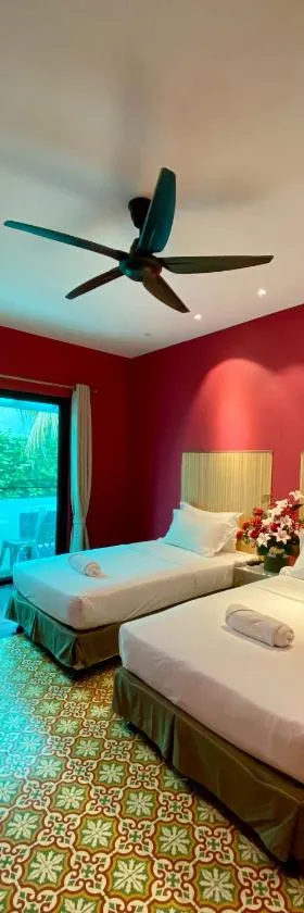Bayu Bayu Hotel by Soft Loft，位于丹绒武雅的酒店