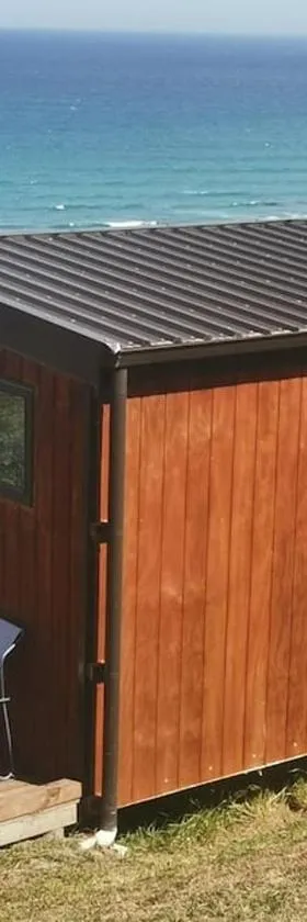 Trailer home with stunning view，位于Brighton的酒店