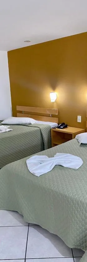 Hotel San Bernardino，位于Guaramirim的酒店