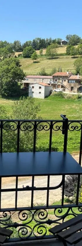 Apartament BOIX de Molló Parc，位于莫略的酒店