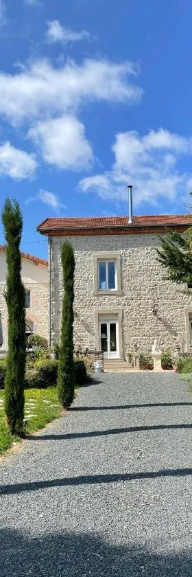 Le Domaine de la plume，位于La Gimond的酒店