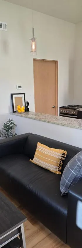 Guesthouse，位于塔格罗夫的酒店