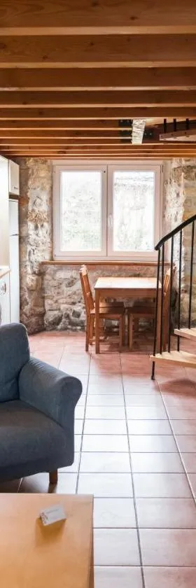 Errotazar apartamento rural K，位于阿尔特萨苏的酒店
