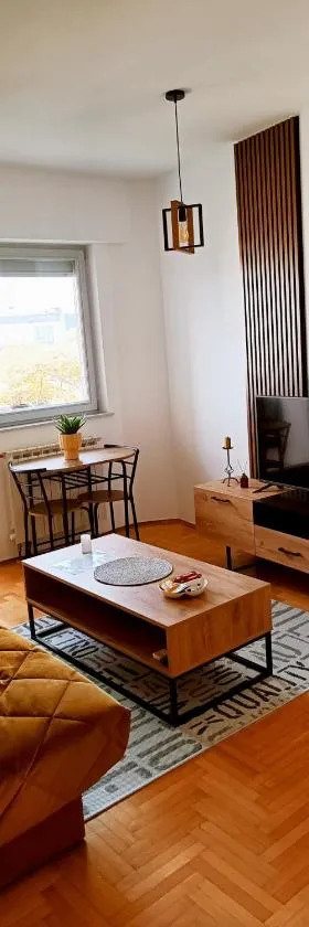 Terrace Lux Apartment，位于普里耶多尔的酒店