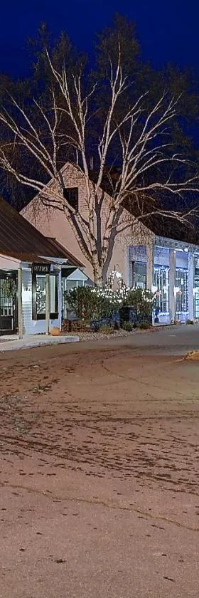 科隆奈尔Spa汽车旅馆，位于布拉特尔伯勒的酒店