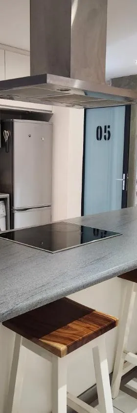 Door 5 at Wild Olive Apartment，位于温特和克的酒店
