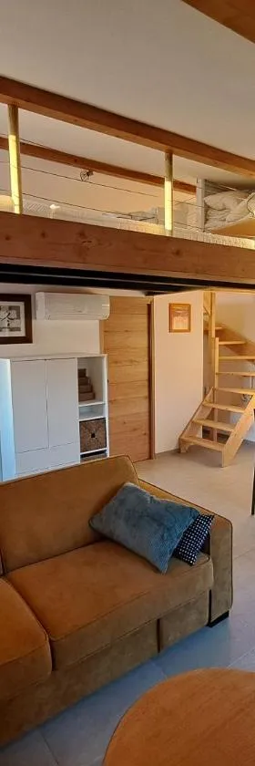 Gîte Le Dodo，位于朗松普罗旺斯的酒店