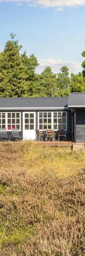 8 person holiday home in Rømø，位于孔斯马克的酒店