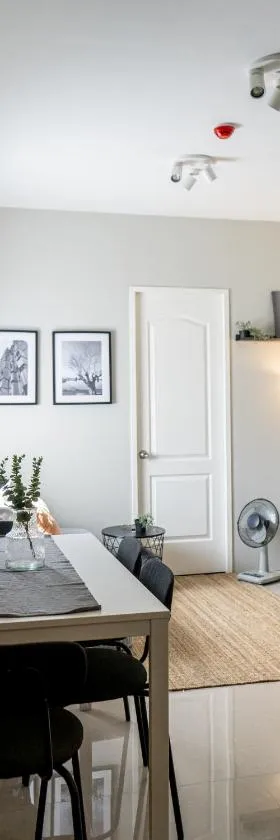 Cozy 1-bed unit near SRP Talisay Cebu，位于塔里萨伊的酒店
