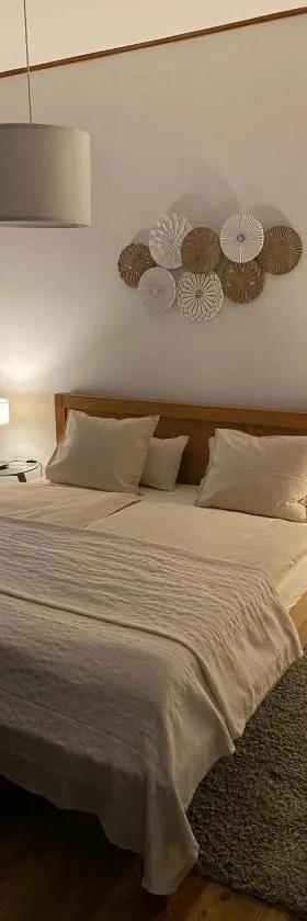 Apartment mit Sauna im Wienerwald - Mödling，位于默德林的酒店