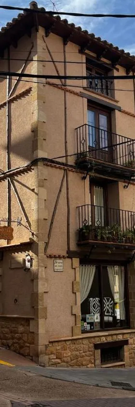Hotel Casa de la Fuente，位于Alcorisa的酒店