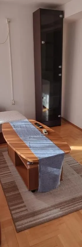 Apartment Chalovski，位于斯科普里的酒店