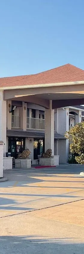 Magnolia Inn and Suites，位于马格诺利亚的酒店