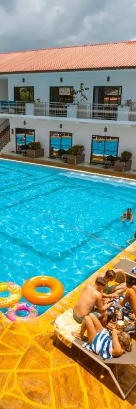 Canary Hotel & SPA，位于南威的酒店