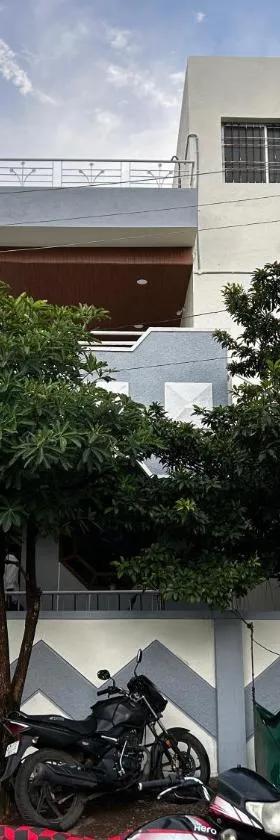 Vatavriksha Guest House,Akkalkot，位于Akalkot的酒店