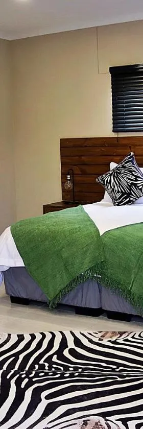 Shiloah Self - Catering & Guesthouse，位于奥兰治蒙德的酒店