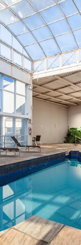 Tri Hotel Vittoria Bento，位于本图贡萨尔维斯的酒店