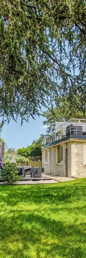 Gîte Le Chêne pommier proche Honfleur，位于Fatouville-Grestain的酒店
