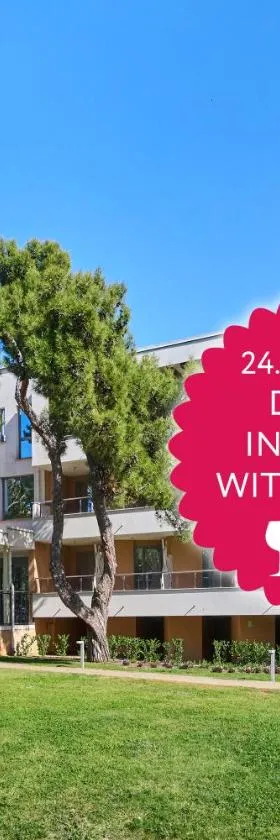 Residence Umag Plava Laguna，位于乌马格的酒店