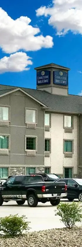 Cobblestone Hotel & Suites - Bellefontaine，位于Bellefontaine的酒店