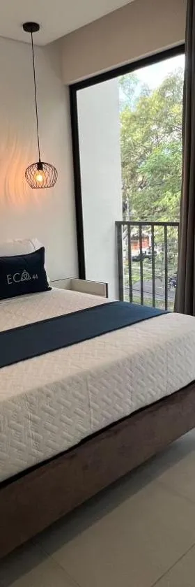 Hotel ECO 44，位于麦德林的酒店