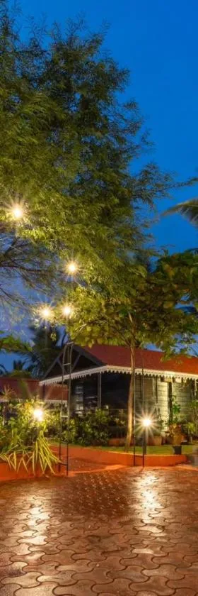 TT Beach Cottages，位于坎多林的酒店