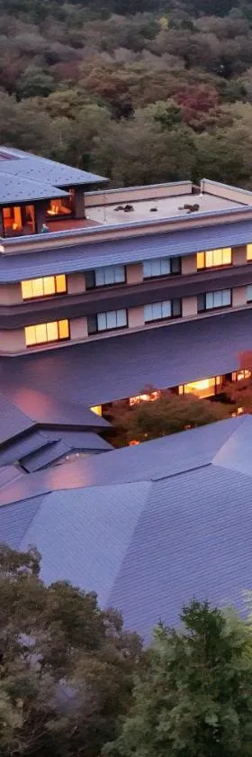 竹泉荘 Chikusenso Onsen，位于藏王的酒店