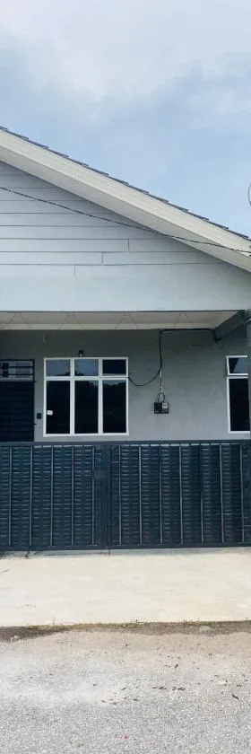 Aizat Homestay Tembila Besut Murah，位于Jertih的酒店