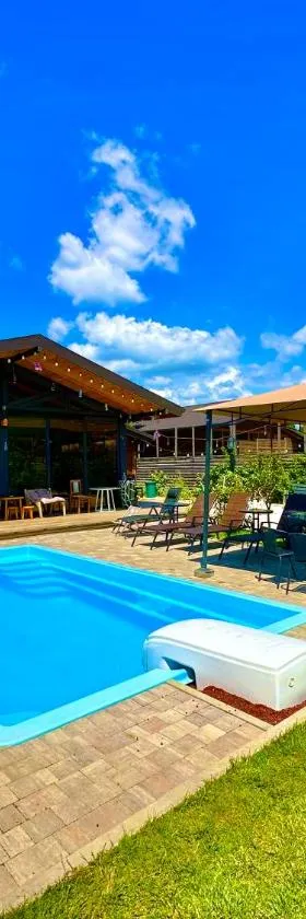 Eco Saguramo Chalet，位于Saguramo的酒店