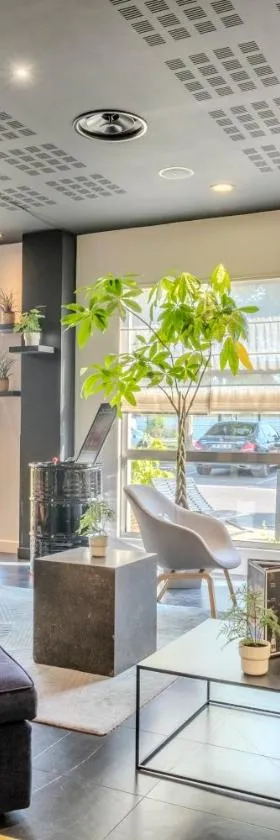 鲁瓦西钟楼勒梅阿姆洛酒店，位于勒梅尼尔阿姆洛的酒店