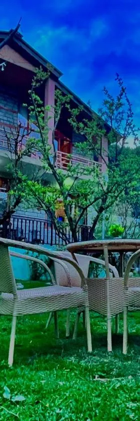 Munnar Tea Estate Cottage and Resort - Away From City Hustle，位于蒙纳的酒店