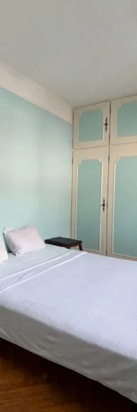 2 spacious rooms for 4 people group，位于诺瓦西勒塞克的酒店