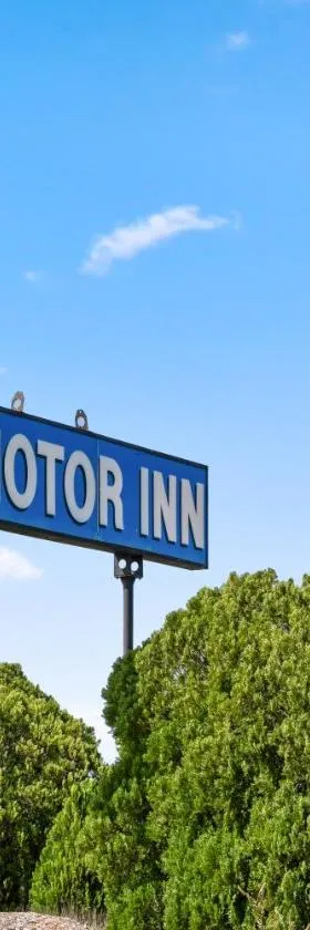 Tally Ho Motor Inn，位于滕特菲尔德的酒店