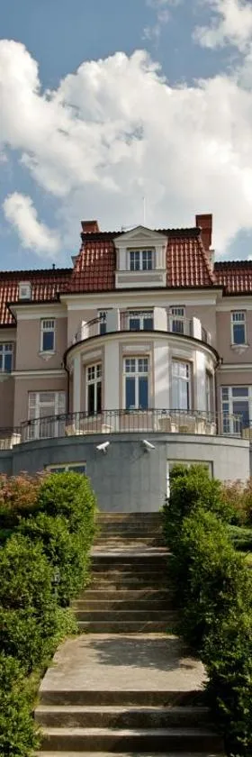 利别霍夫旅馆，位于Liběchov的酒店
