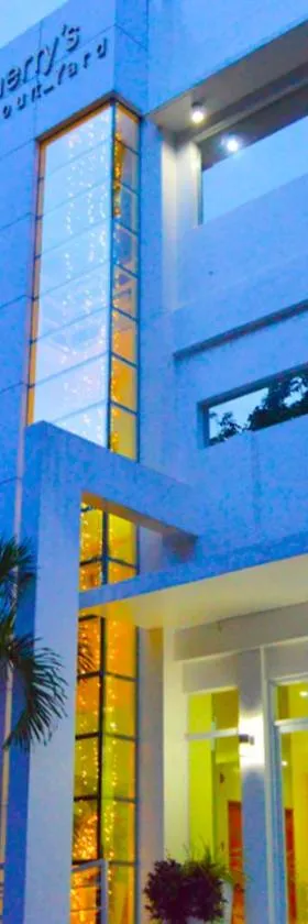 Cherry's Courtyard Hotel，位于公主港的酒店