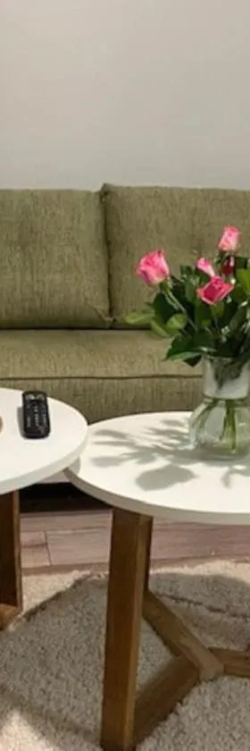 Käytännöllinen yksiö rauhallisella alueella!，位于许温凯的酒店
