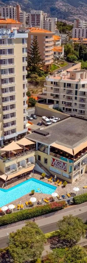 拉加马德拉穆图酒店，位于丰沙尔的酒店