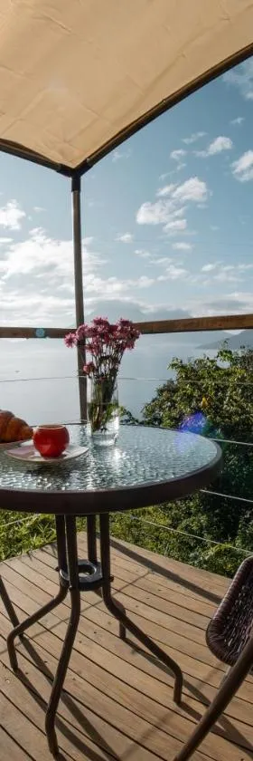 Fuego Atitlan Eco-Hotel，位于圣马科斯拉拉古纳的酒店