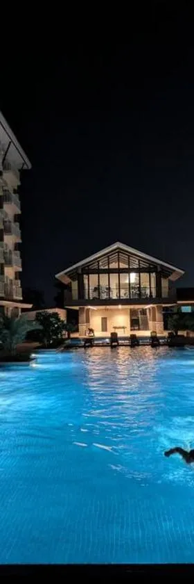 Resort Vibes Near Cebu Airport，位于Pusok的酒店